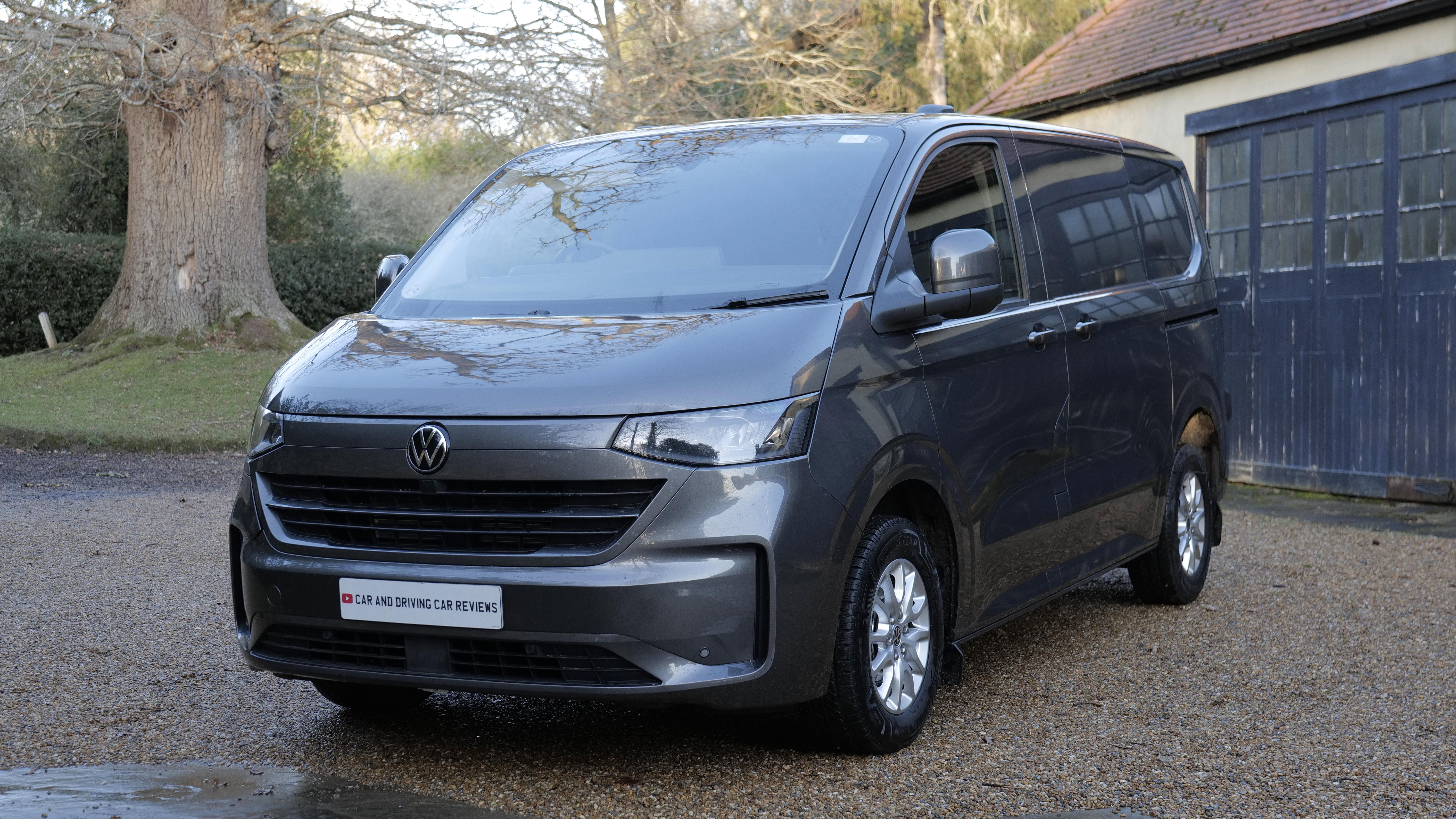 Volkswagen TRANSPORTER T32 LWB ELECTRIC 100kW 70kWh Commerce Plus Kombi Van Auto [5 Plus]